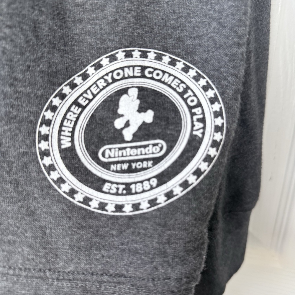 Nintendo NY New York Racetrack Logo Gray Crewneck Sweatshirt Pullover Men XL - Picture 6 of 9